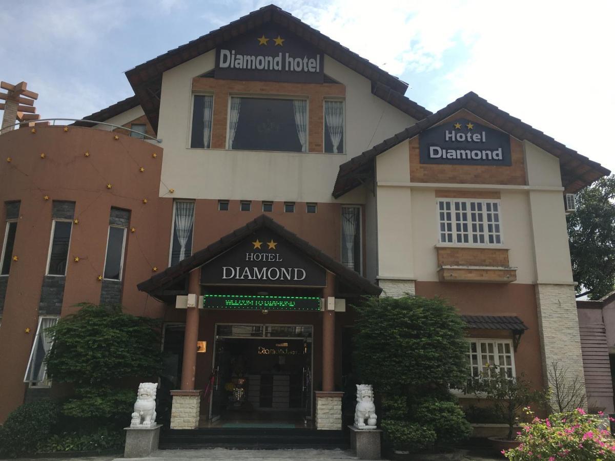 Diamond Hotel Resort Bien Hoa Esterno foto