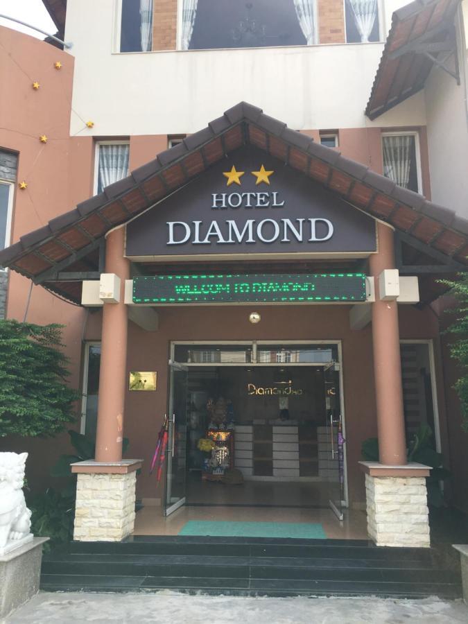 Diamond Hotel Resort Bien Hoa Esterno foto